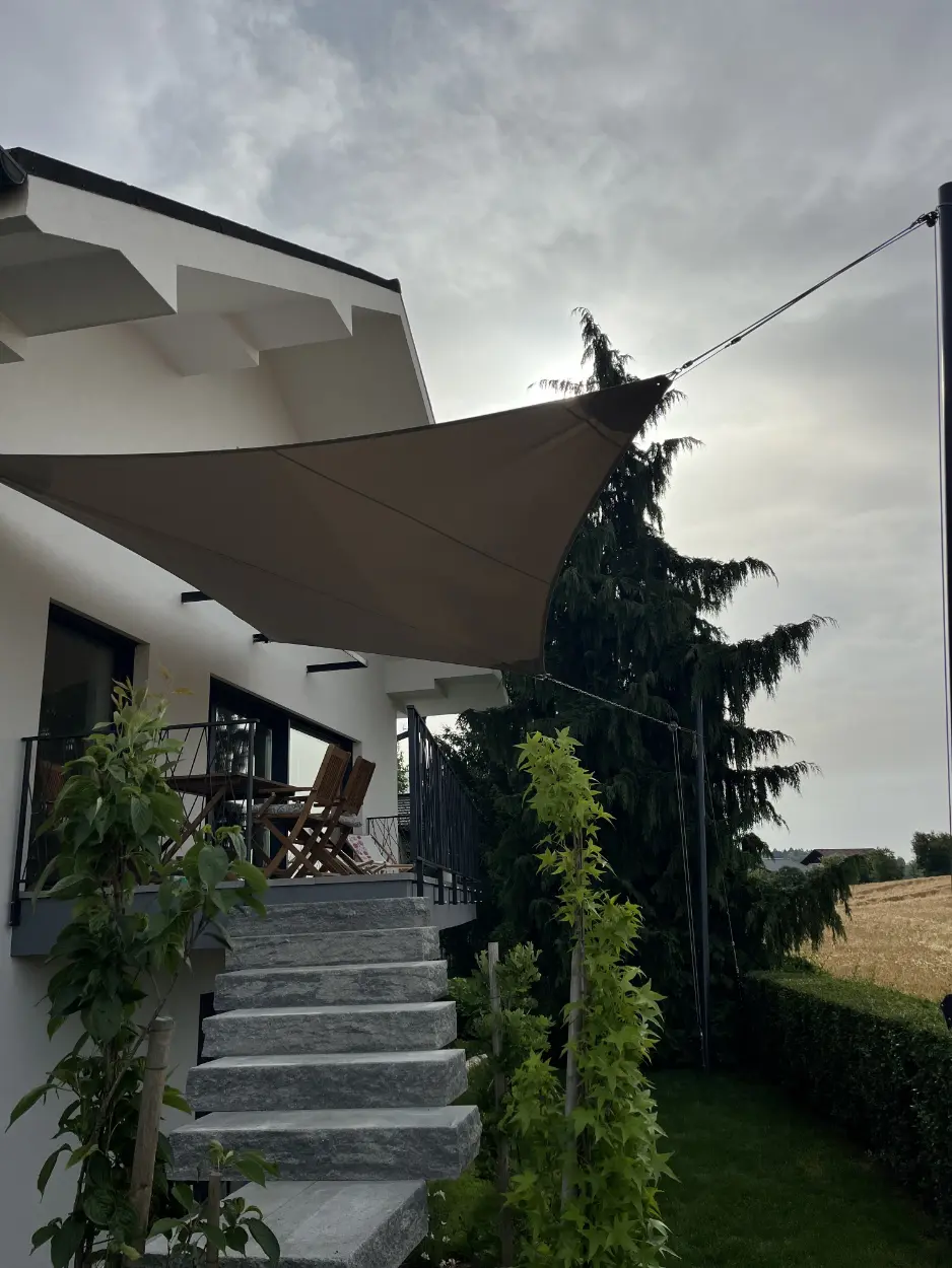 Tenda kot tradicionalna rešitev za teraso